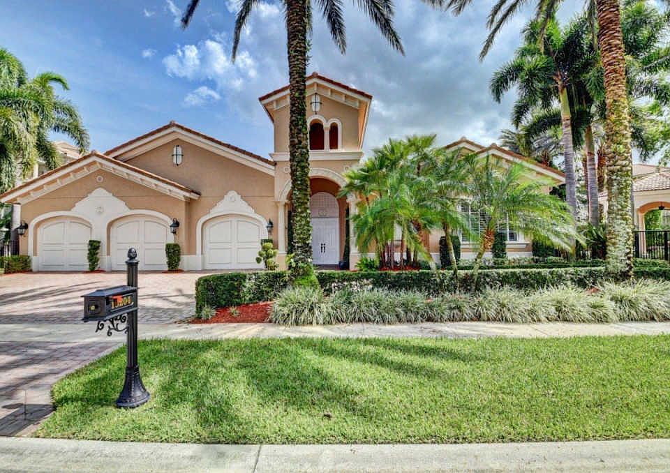 1st image of 16204 Andalucia Ln