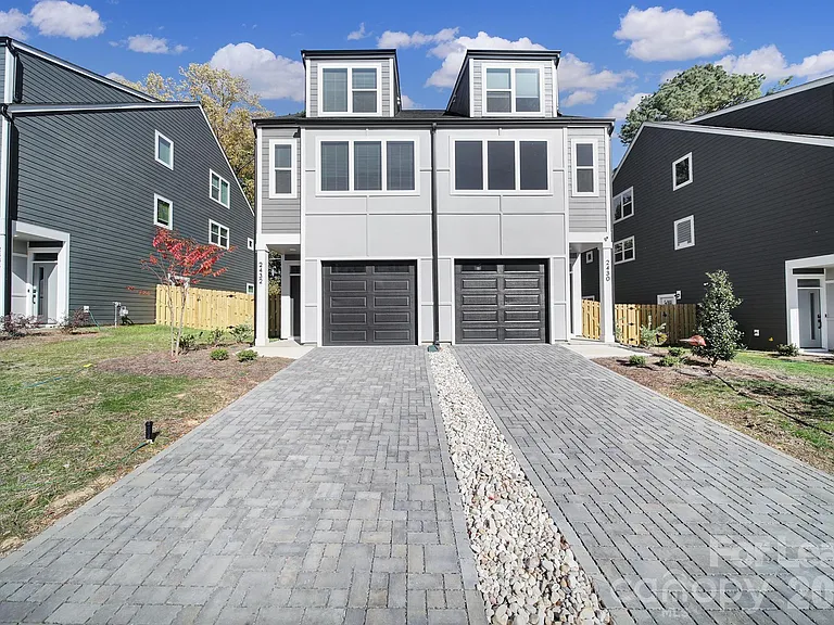 2432 Arty Ave — Photo 24
