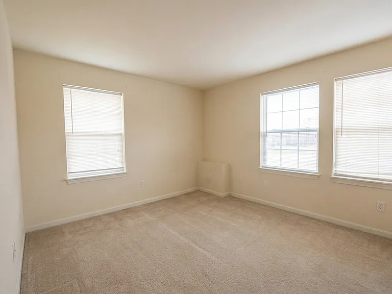 181 Lower Main St — Photo 12