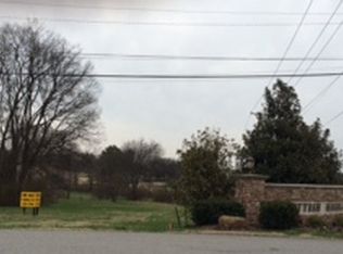 100 Saint Andrews Dr, Hendersonville, TN 37075