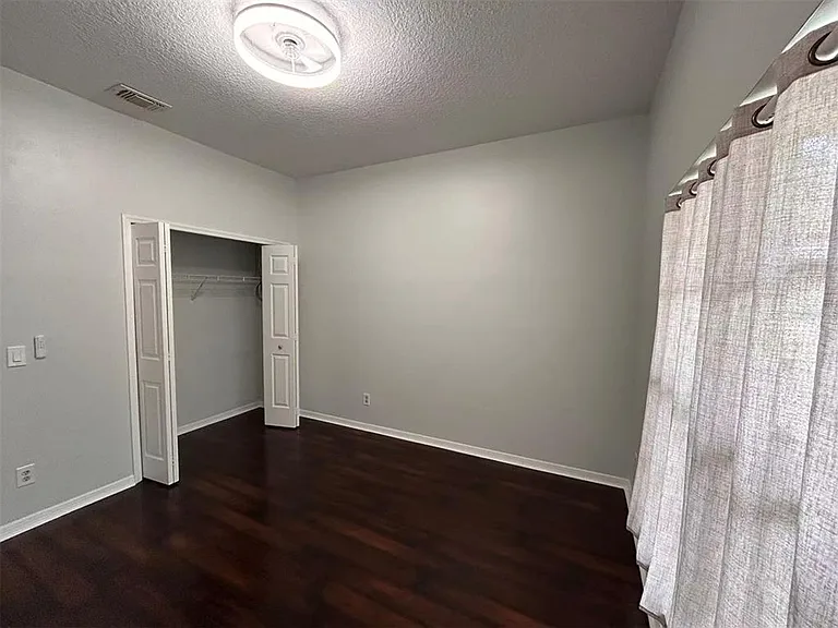 1046 Whittier Cir — Photo 7