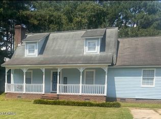 1752 Garner Rd, Greenville, NC 27834