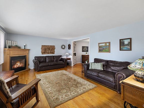 4th image of 7346 Barnyard Cir