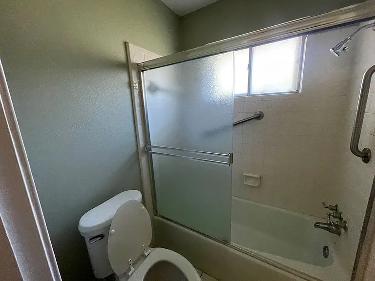 7416 Camelback Dr — Photo 10