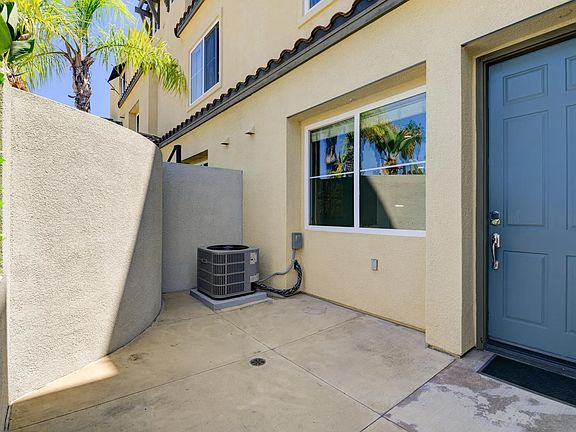 3rd image of 7705 El Cajon Blvd Unit 4