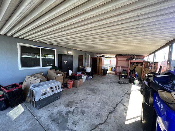 2nd image of 3210 39th St