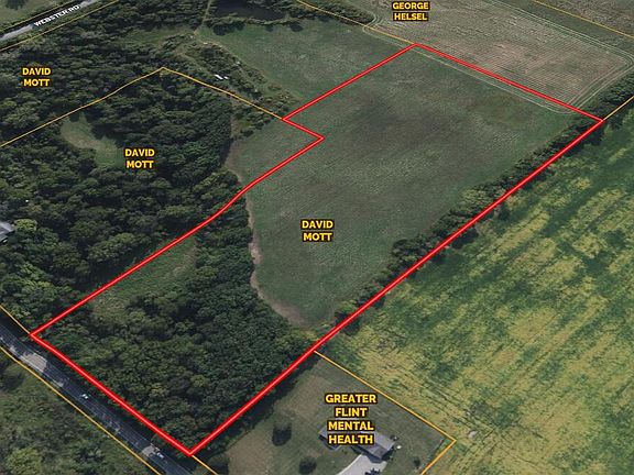 4th image of W Lake Rd