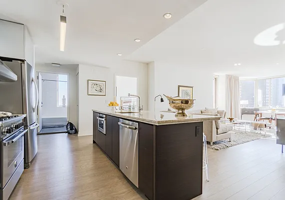 Rented by Mirador Real Estate | media 6