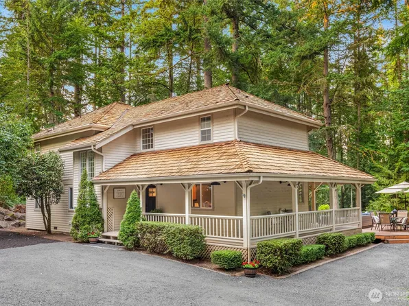 16819 171st Place NE, Woodinville, WA 98072