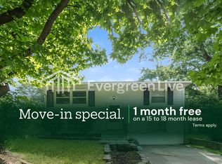 18608 E Shoshone Dr, Independence, MO 64058
