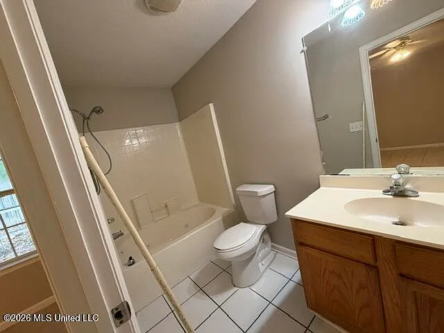 924 Greystone Dr #37A — Photo 13