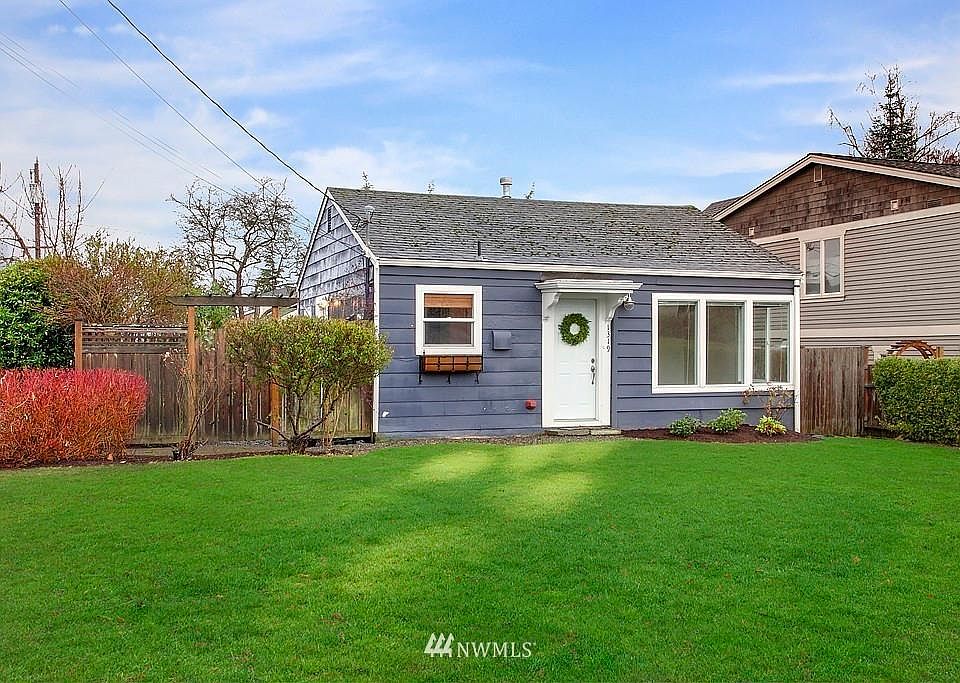 1st image of 1319 2nd St