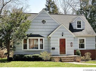 46 Meadowbrook Rd, Rochester, NY 14620