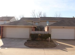 618 Greenlea Chase W, Oklahoma City, OK 73170