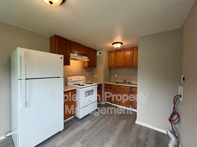 10 Saint Celeste Dr — Photo 18