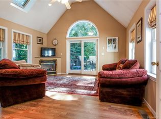 412 Warpas Rd, Madison, CT 06443