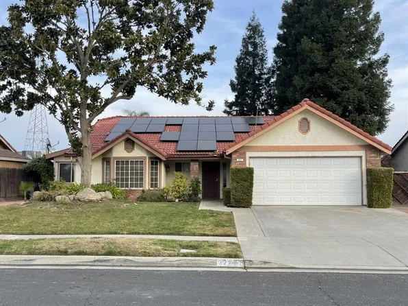 327 McKelvy Ave, Clovis, CA 93611