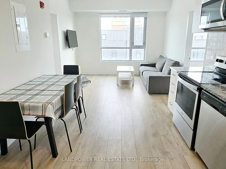 1800 Simcoe St N #313 — Photo 23