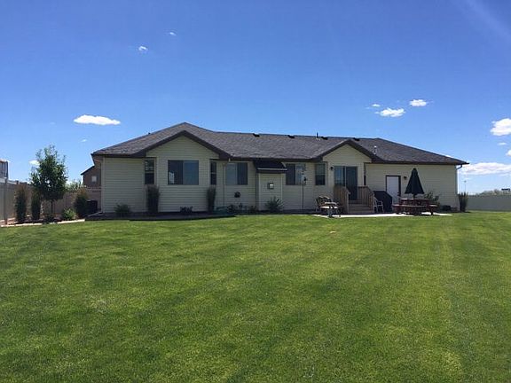4th image of 3277 Pheasant Grove Dr