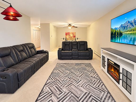 3rd image of 1321 S Finley Rd APT 312