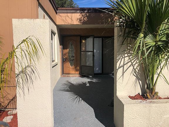 2nd image of 2379 Flamingo Way