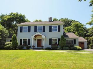 19 Lake Dr, Darien, CT 06820