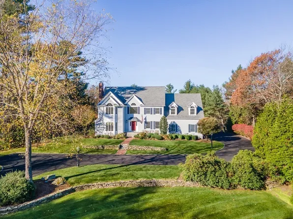 458 Far Reach Rd, Westwood, MA 02090