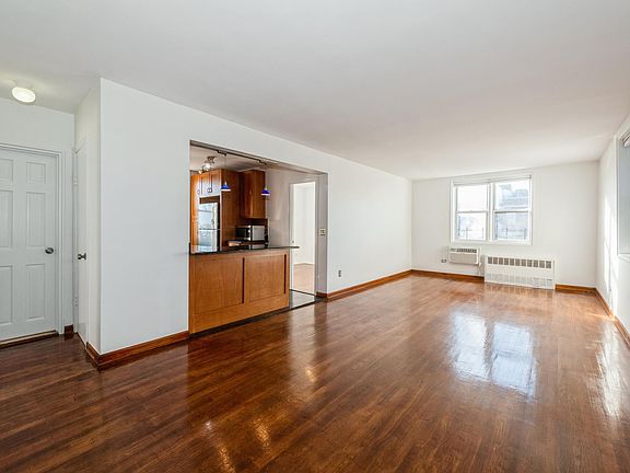 4th image of 48-10 45th St #6F