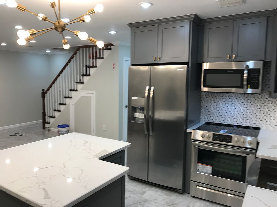1st image of 7 Sparrow Ln