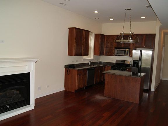 3rd image of 3436 N Narragansett Ave Unit 2