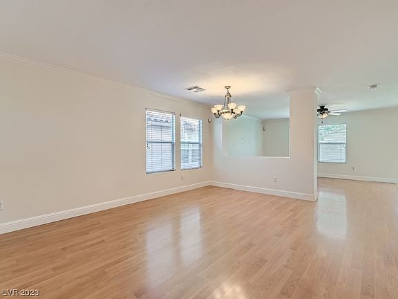 5th image of 11076 Romola St