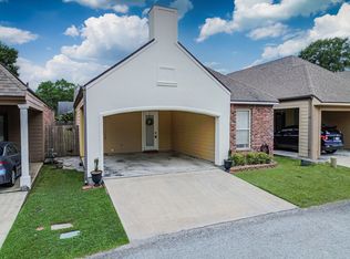 103 Laguna Ln, Lafayette, LA 70508