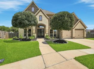 12611 Windy Bridge Ln, Pearland, TX 77584