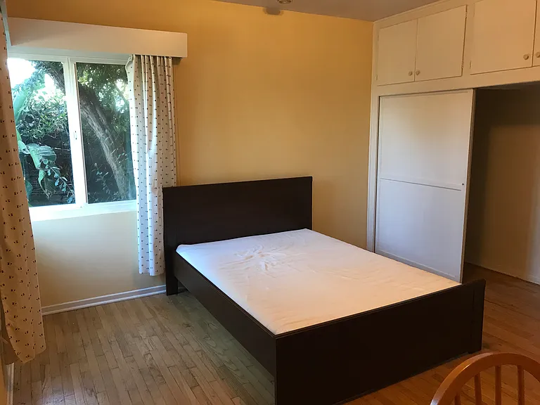 2nd bedroom (bed not included in rent)