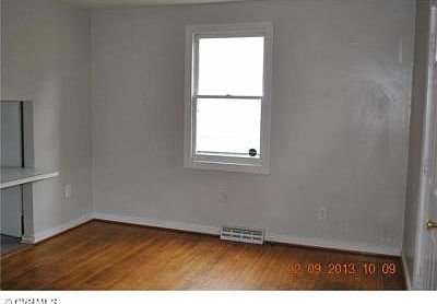 4th image of 4737 Cronin Dr