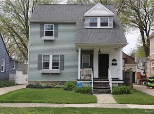 715 Maplegrove Ave, Royal Oak, MI 48067