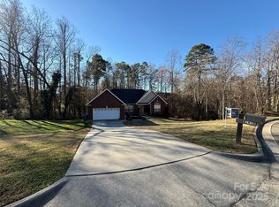 1436 20th Avenue Pl NE, Hickory, NC 28601