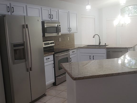 4th image of 1881 W Havasu Way