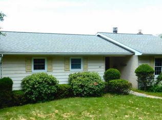 303 Leach Hill Rd, South Abington Township, PA 18411