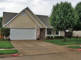 3309 N 5th St, Broken Arrow, OK 74012