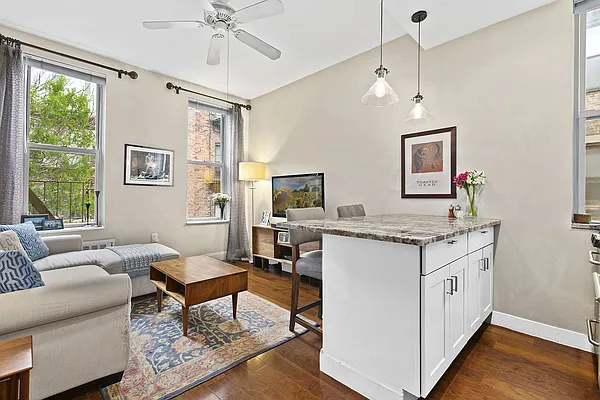 Sold by Compass | media 1