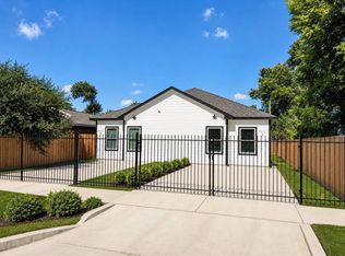 6010 Bobby Burns St, Houston, TX 77028