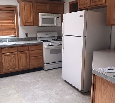 3rd image of 751 W State Road 130 #40