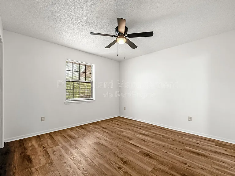 7009 N Chas Dr — Photo 37
