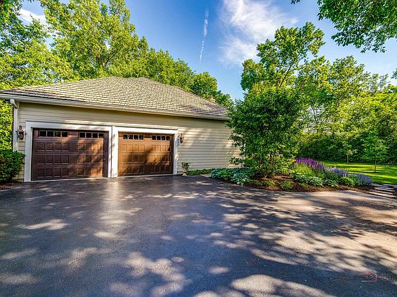 4th image of 2145 Kenton Ln