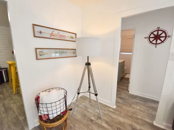 R00083, 938D Kapahulu Ave #4, Honolulu, HI 96816
