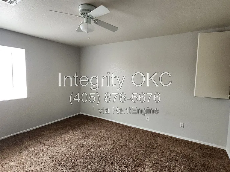 1315 Eastgate Dr — Photo 11