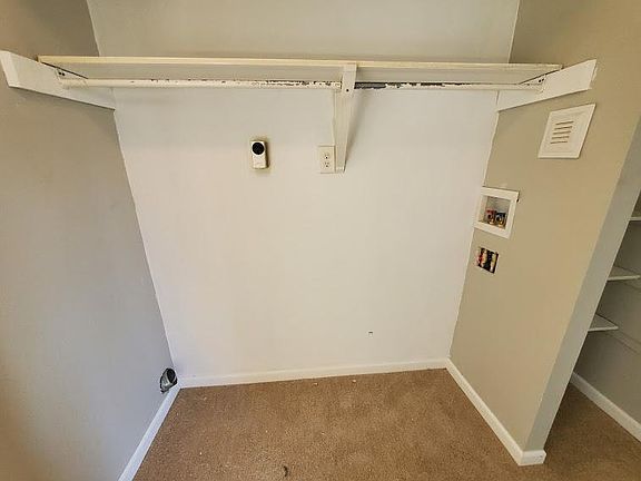 3rd image of 315 Bernie Ct