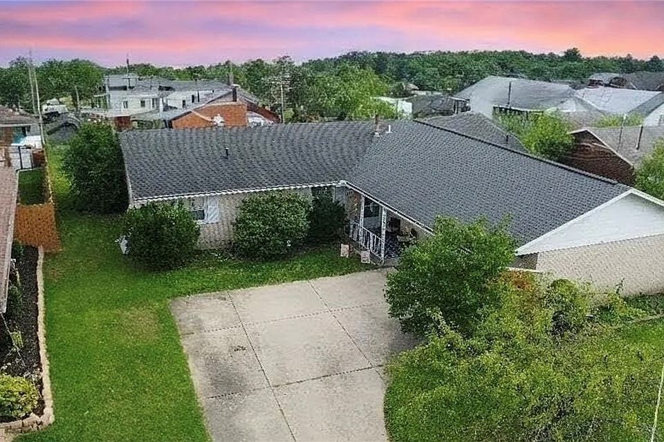 1st image of 115 Villa Rd