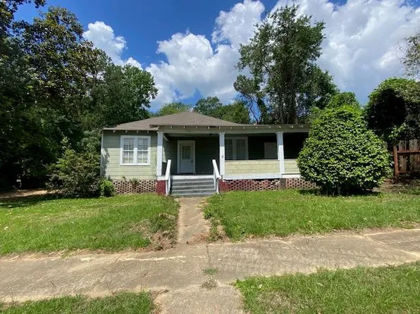 111 Burke Ave, McComb, MS 39648